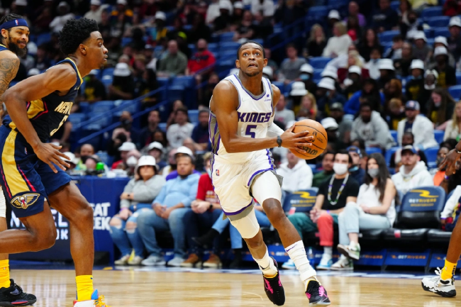 则是曼联在 则是曼联在