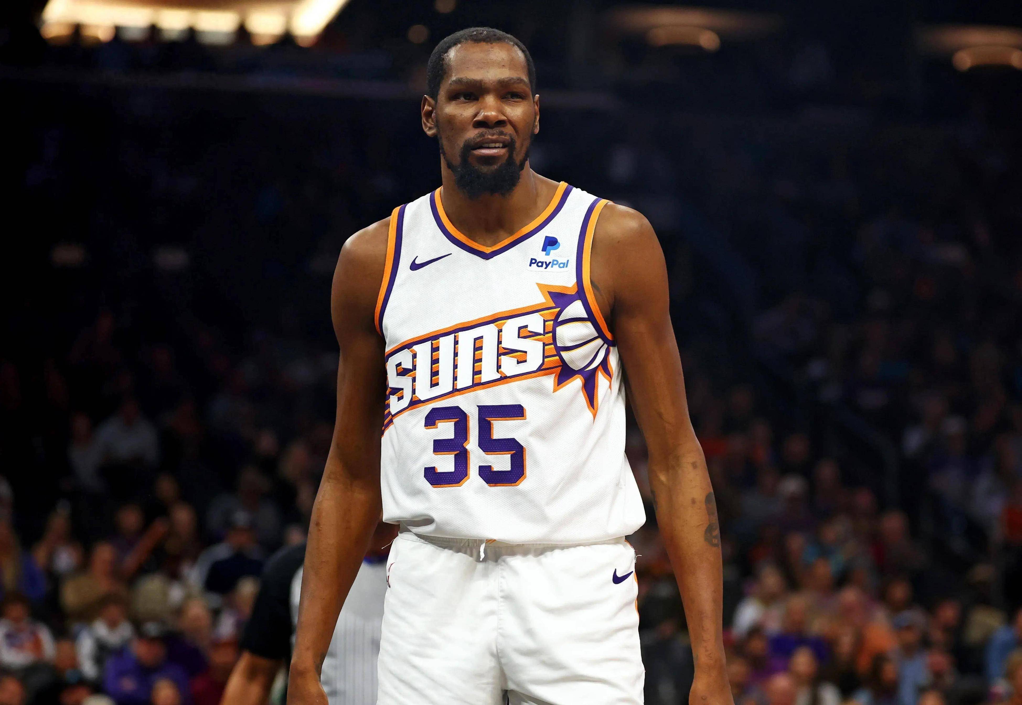 他们聚集在 他们聚集在