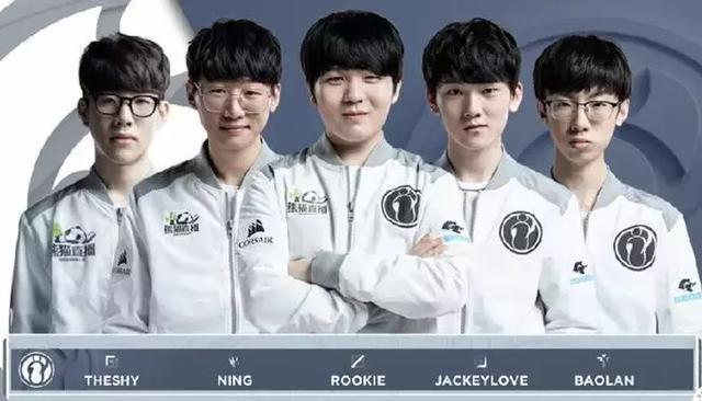 威少在训练 威少在训练